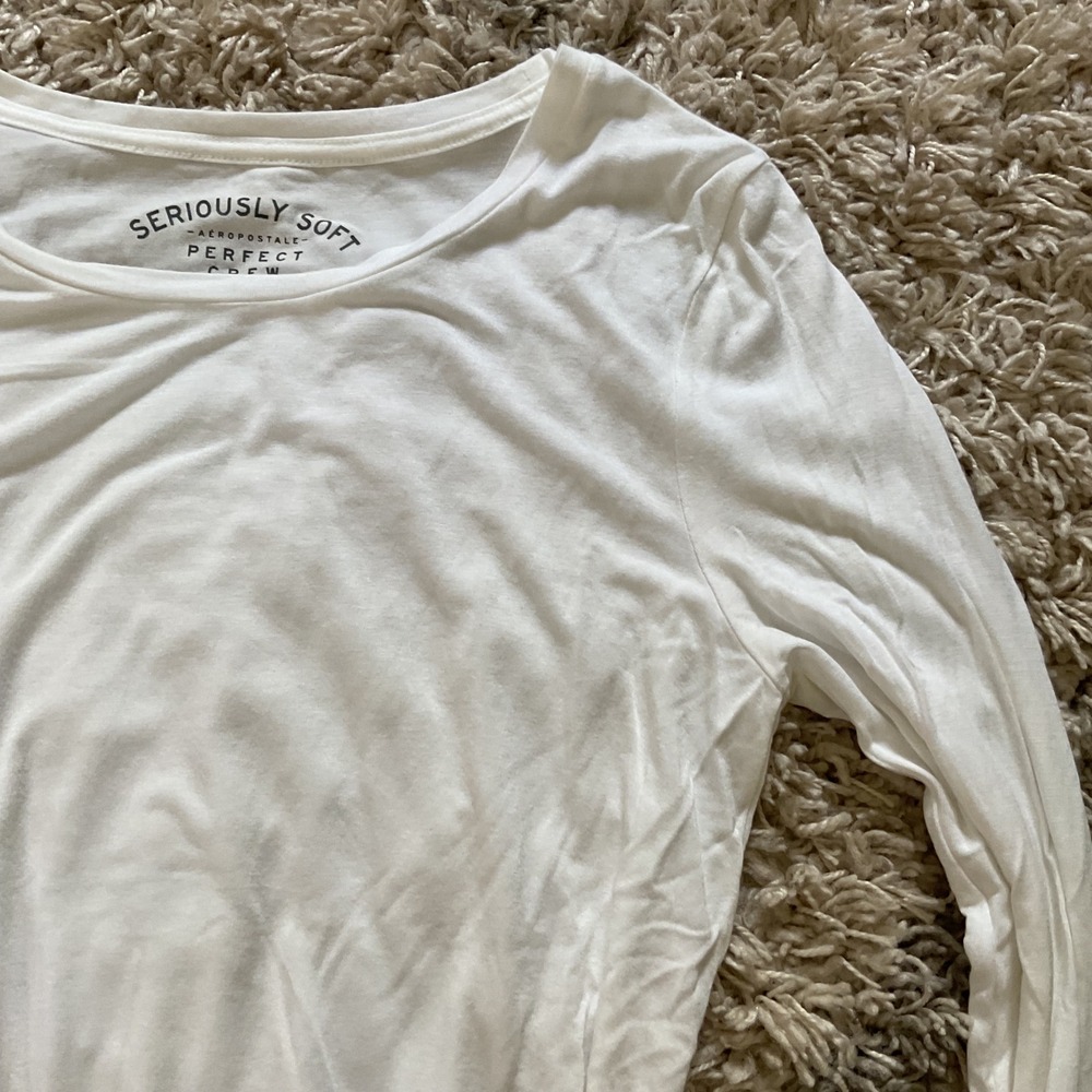 Aeropostale Seriously Soft Perfect Crew White Long Sleeve T-Shirt Womens Medium - Picture 7 of 12